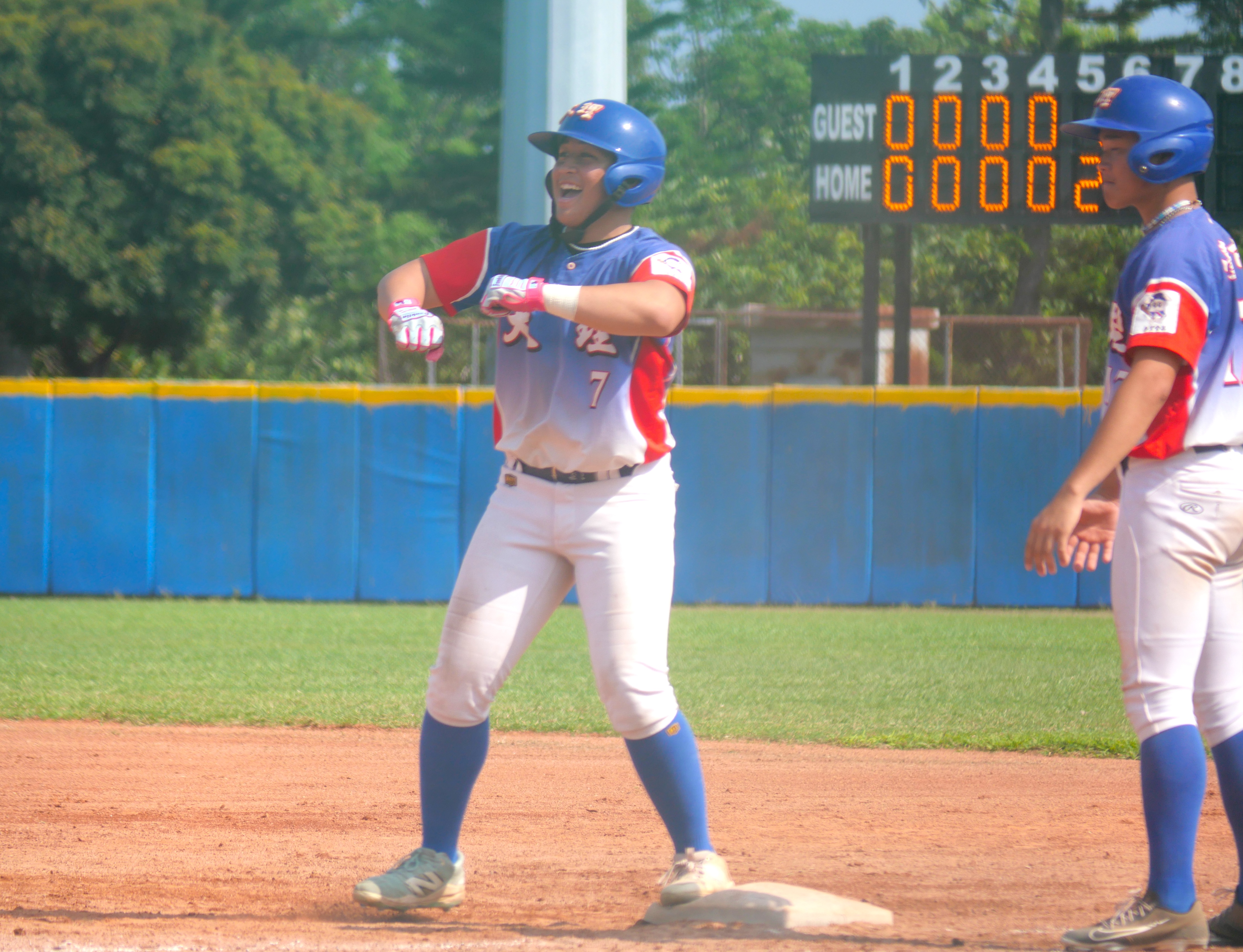 劉捷宇敲出勝利打點。吳敏欣攝