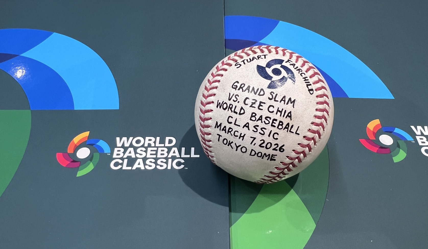 費仔全壘打球已經換回。大會提供