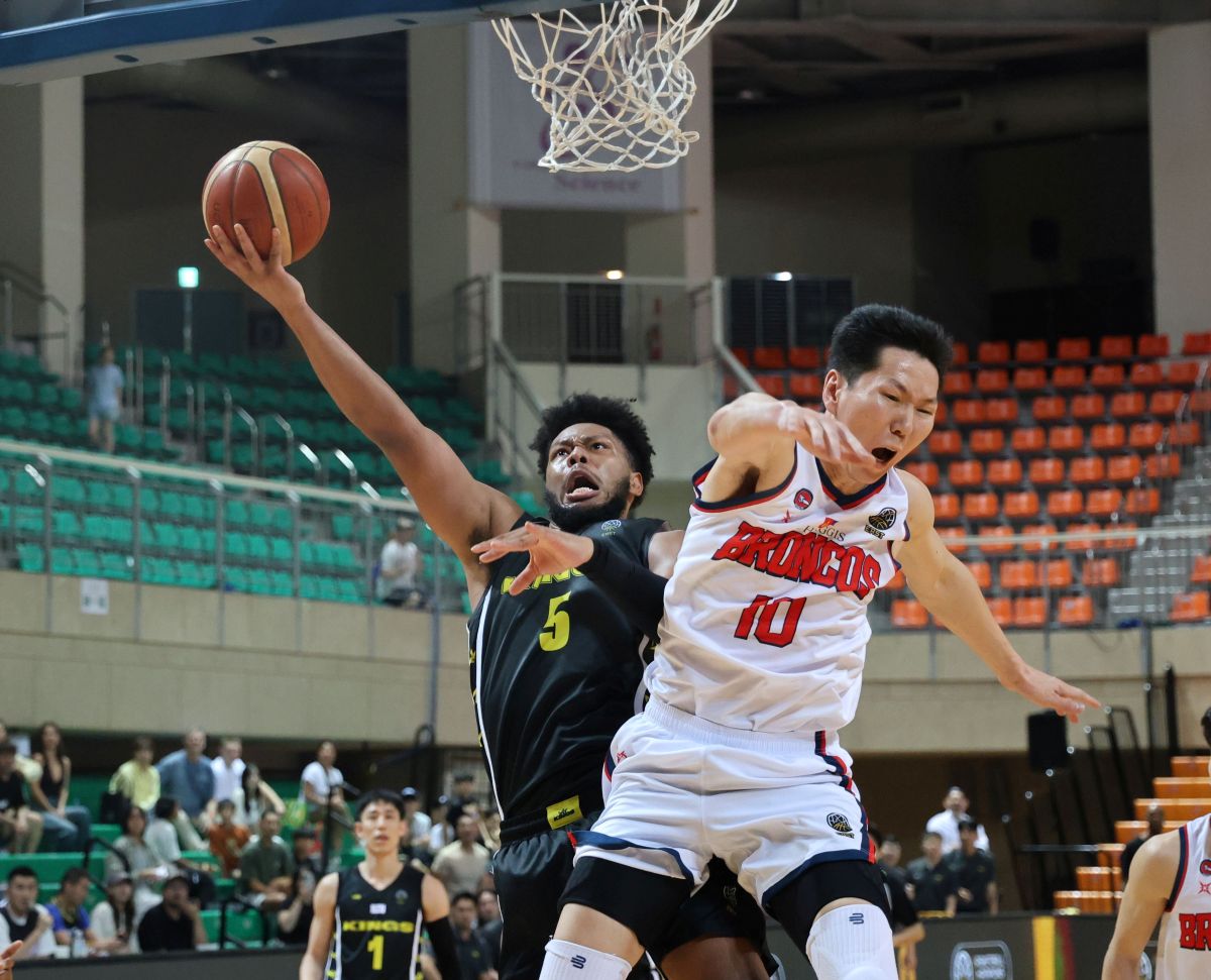 國王洋將傑登幾乎打滿全場五記三分球26分。陳楷攝