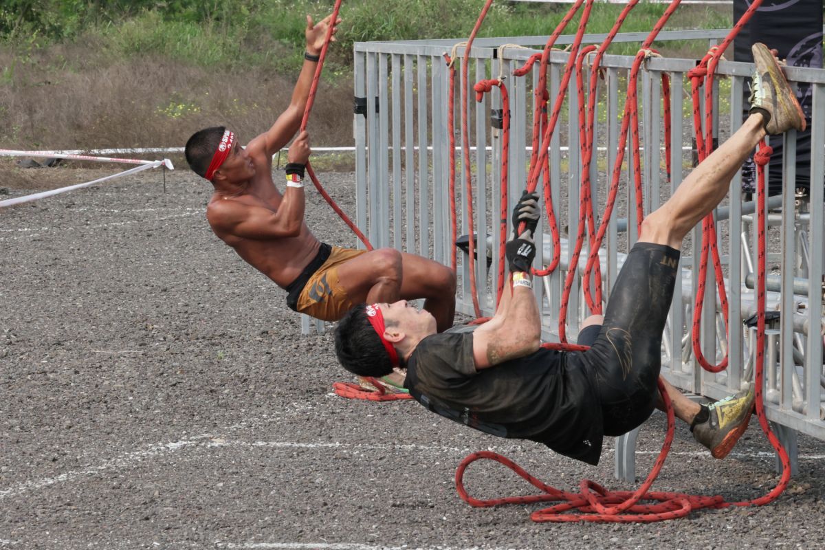 加藤浩與菲律賓選手Elias Tabac誰第21關平手。大會提供