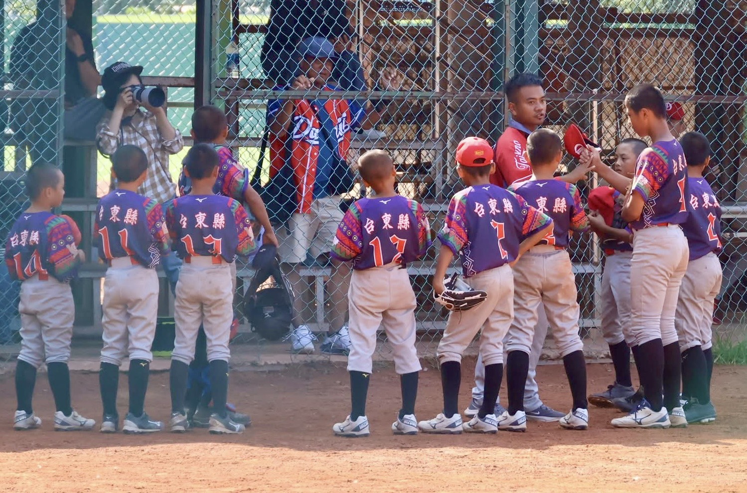 台東大溪國小隊史首度晉級國小軟式聯賽8強。學生棒聯提供