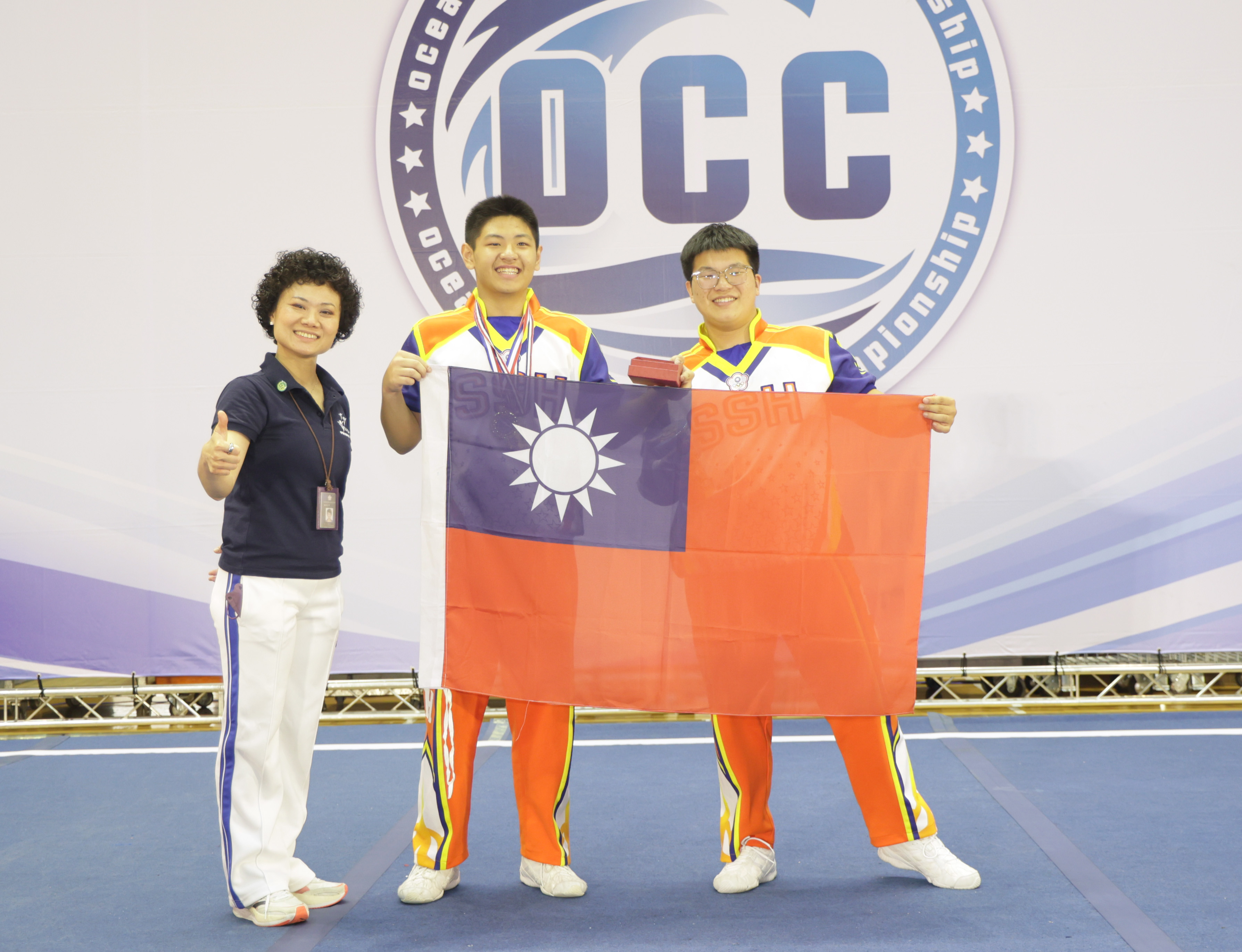 新興高中劉承杰翁德勝並列拿下最有價值男運動員獎。中華民國啦啦隊總會提供