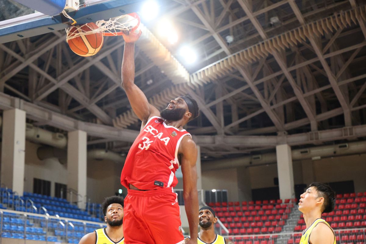 南華中鋒安德拉曾入選喀麥隆國家隊參加世界杯資格賽與非洲唄。陳楷攝