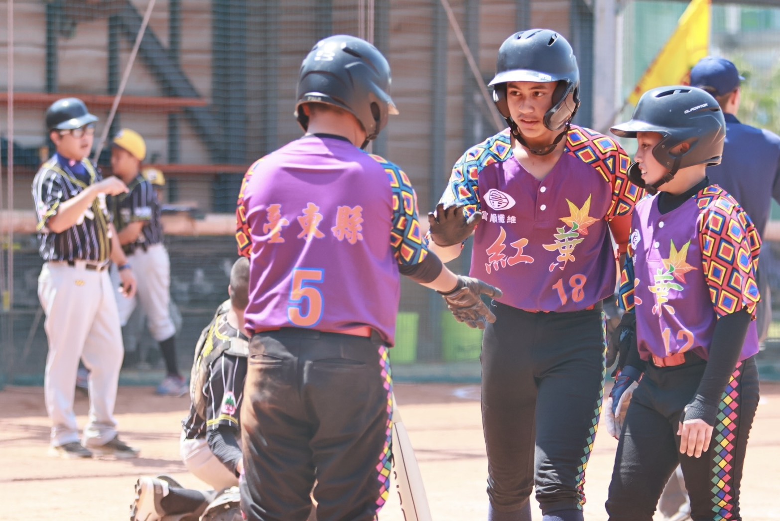 黃于安雙響砲率紅葉搶勝。學生棒聯提供