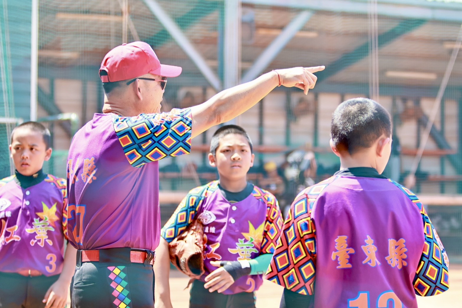 紅葉提前4局以15比2輕騎過頭關。學生棒聯提供