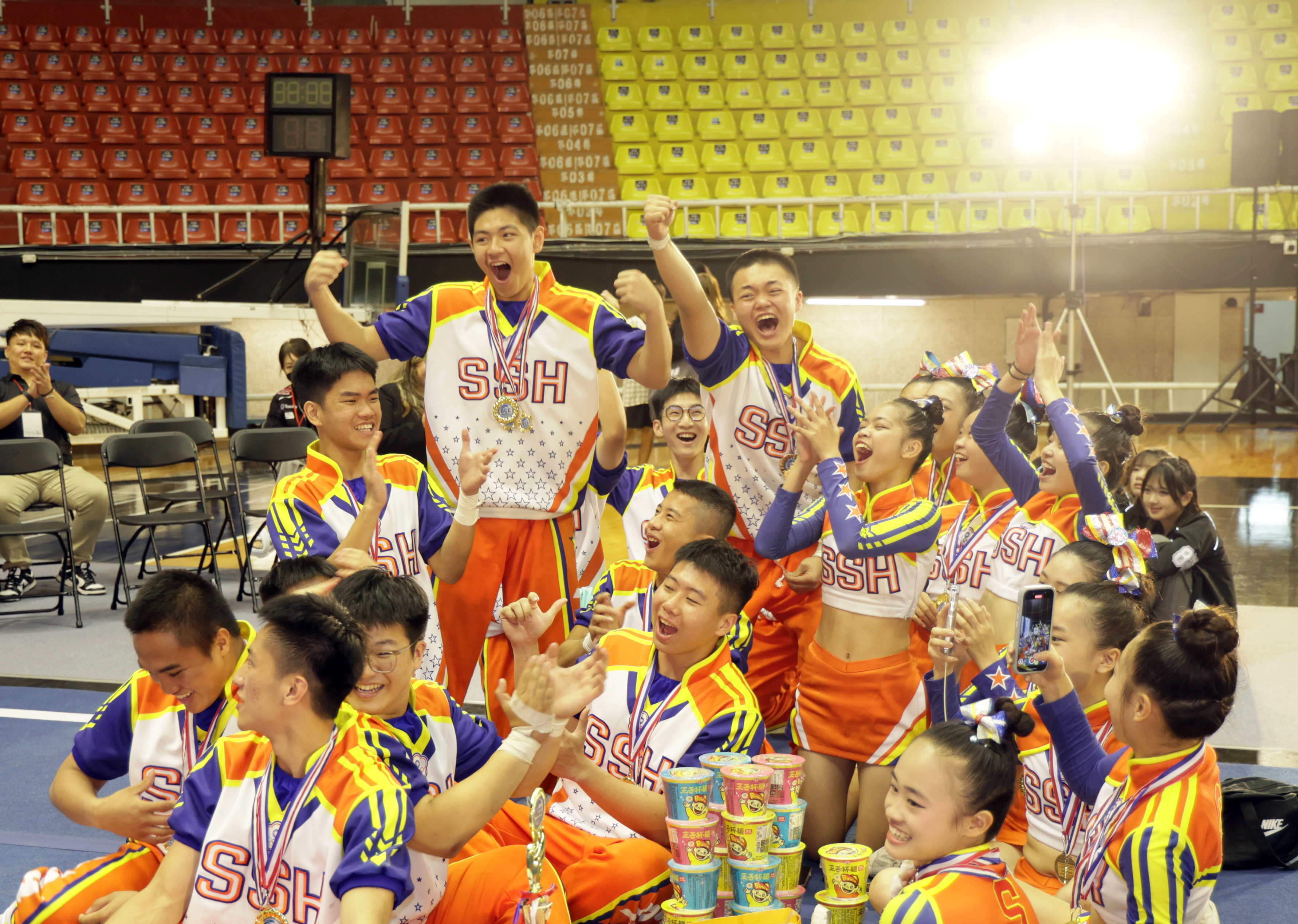 桃園市新興高中奪3金後並奪下台灣最佳團隊獎。中華國啦啦隊總會提供