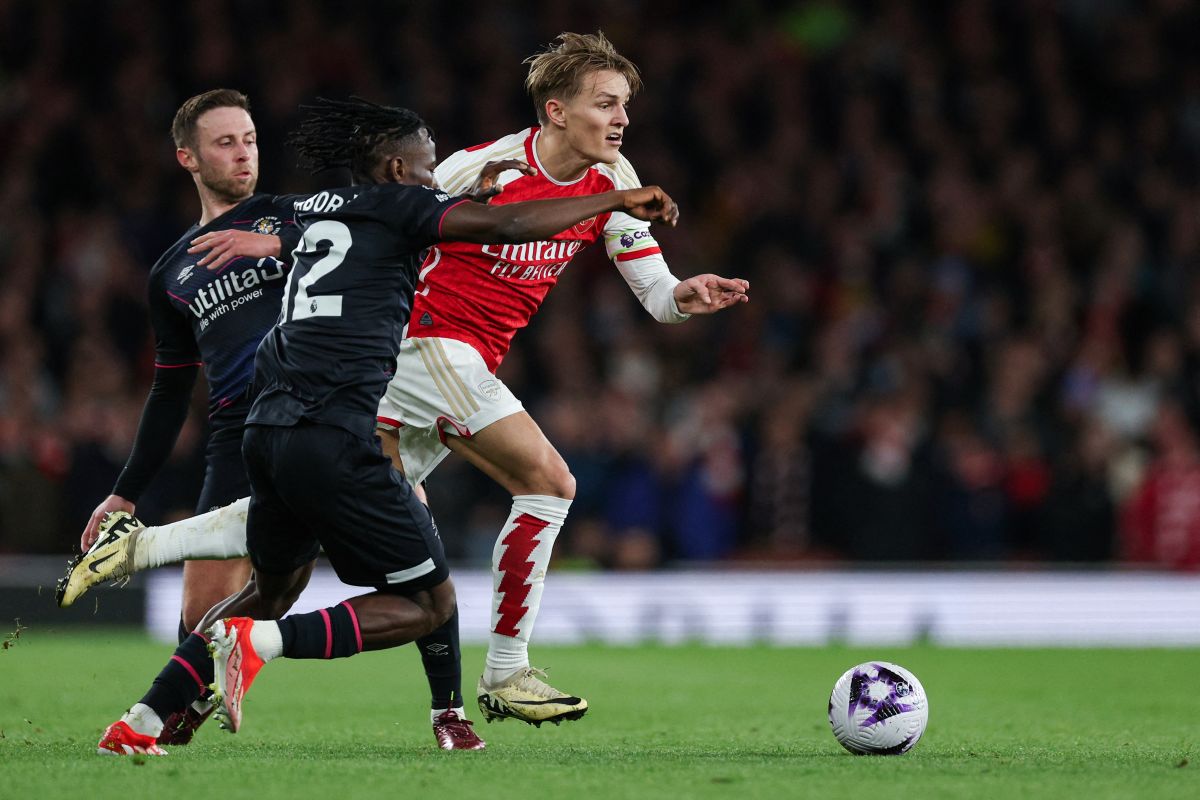 兵工廠中場大腦厄德高（Martin Ødegaard，見圖）與邊路尖刀薩卡（Saka）的出賽狀態均極度成疑。法新社