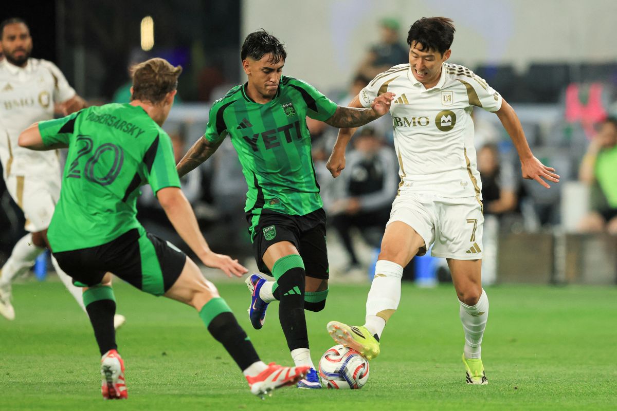 孫興慜(右1)比肩梅西寫美職聯神紀錄。法新社