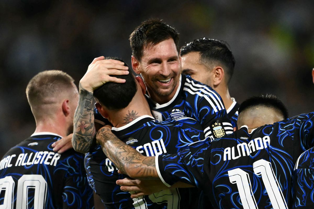 梅西在可能是主場最後一戰大勝對手。法新社