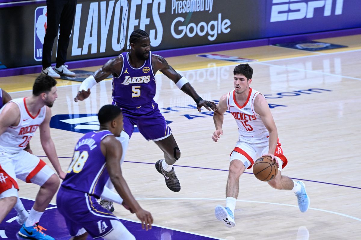 真正扭轉戰局的關鍵人物，則是後衛謝普德（Reed Sheppard，右1）。法新社