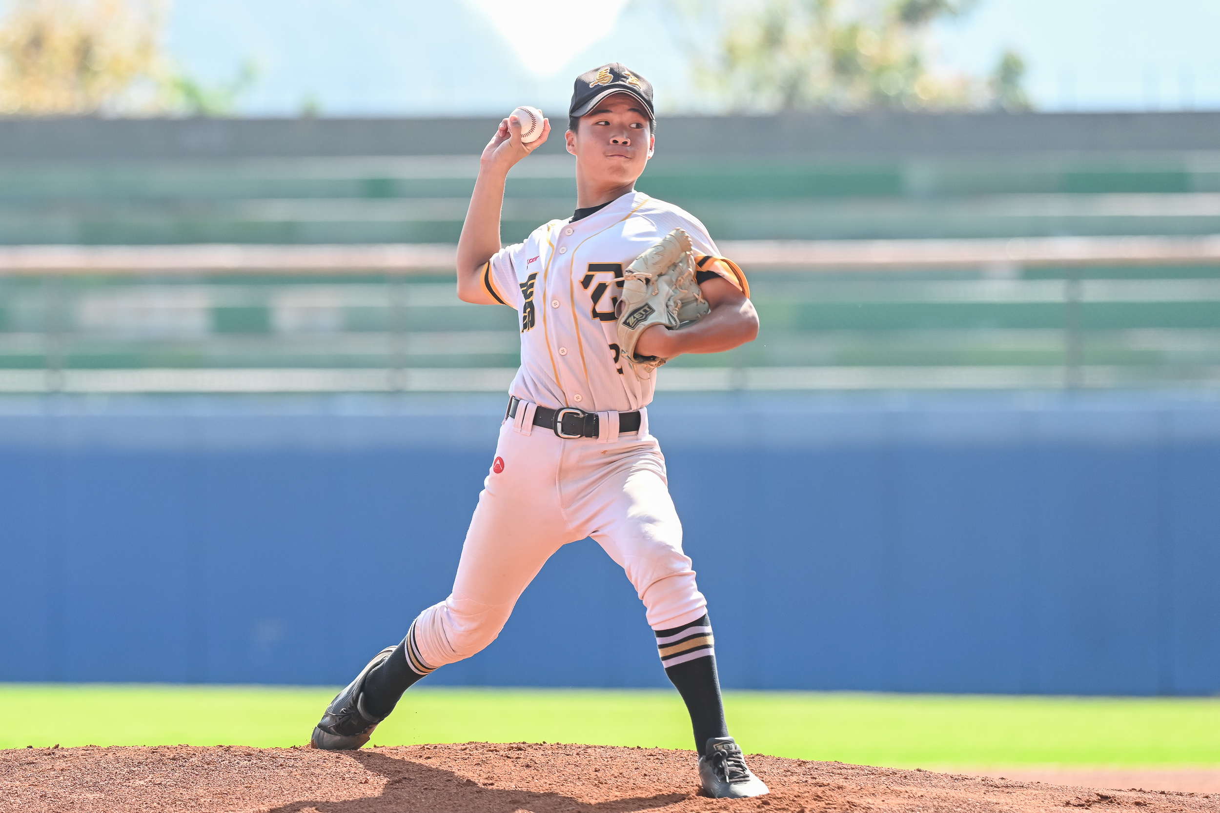 呂紹奇幫自己逃敗。臺灣世界少棒聯盟提供