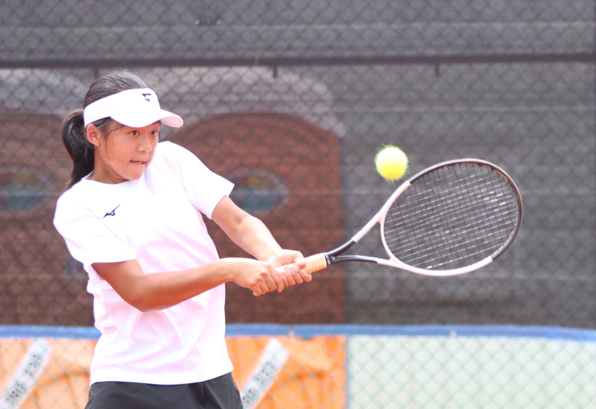 首度參加全中運的福山國中徐可倢，第一點單打以8-3勝至善國中張家欣。四維體育推廣教育基金會 提供