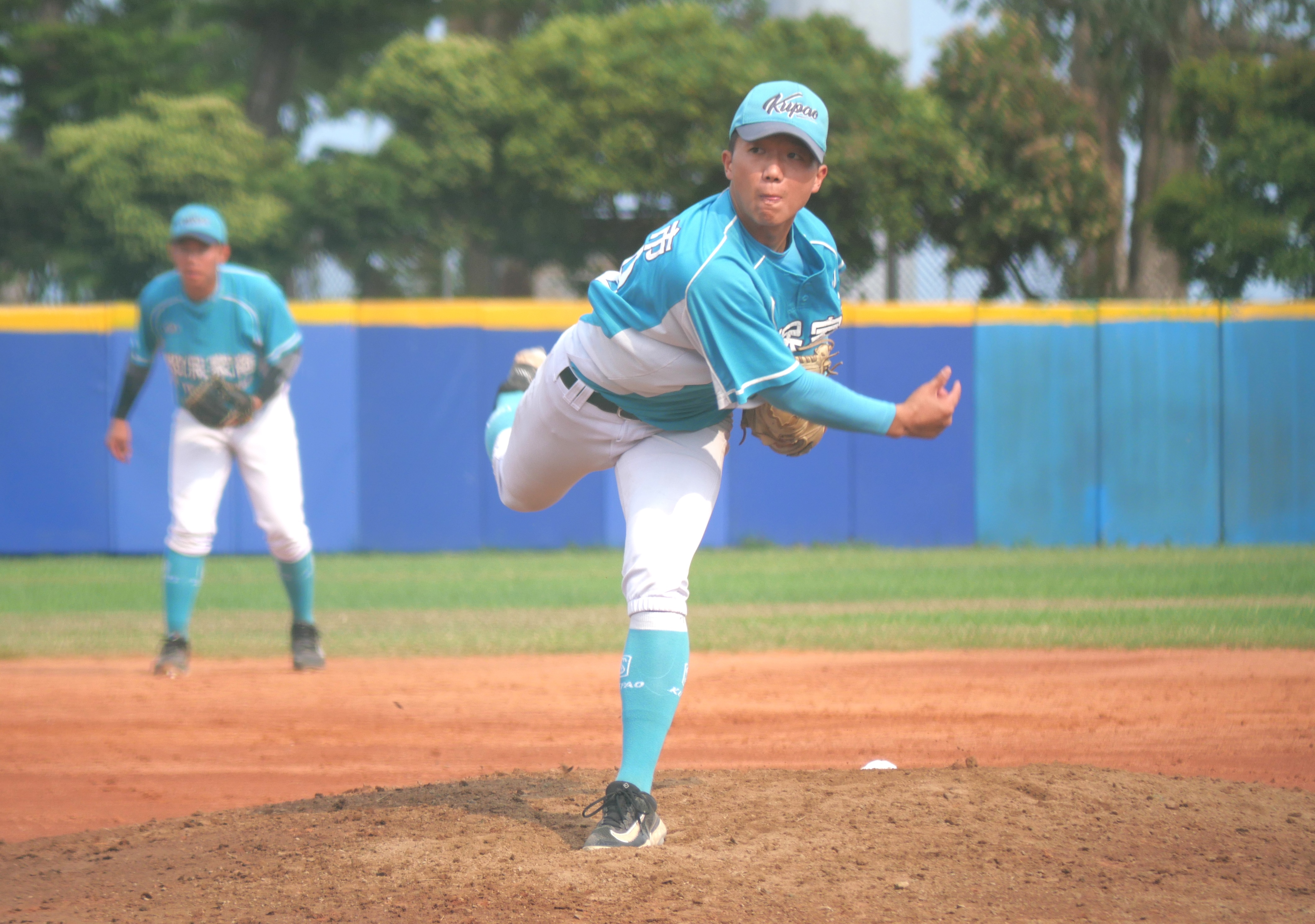 邱翊詮高中首度先發。吳敏欣攝