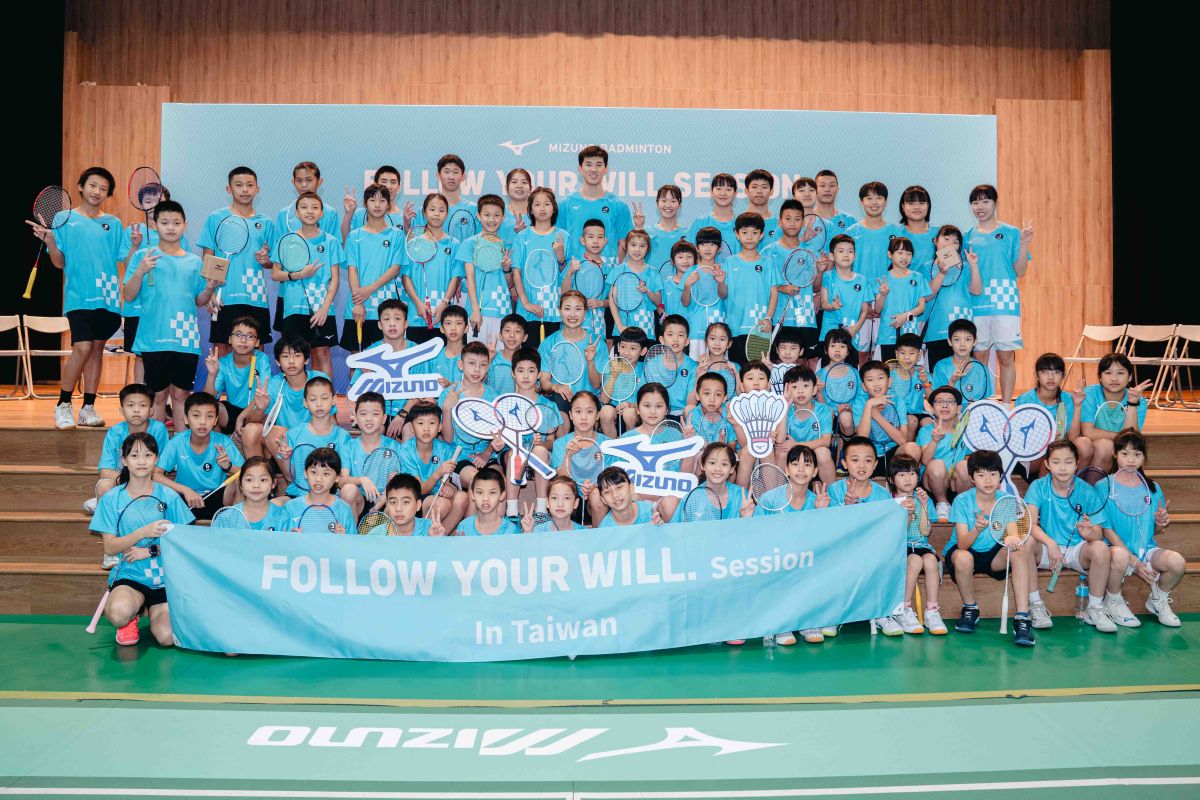 奧原希望與Mizunofollow Your Will Session全體學員合影留念。官方提供