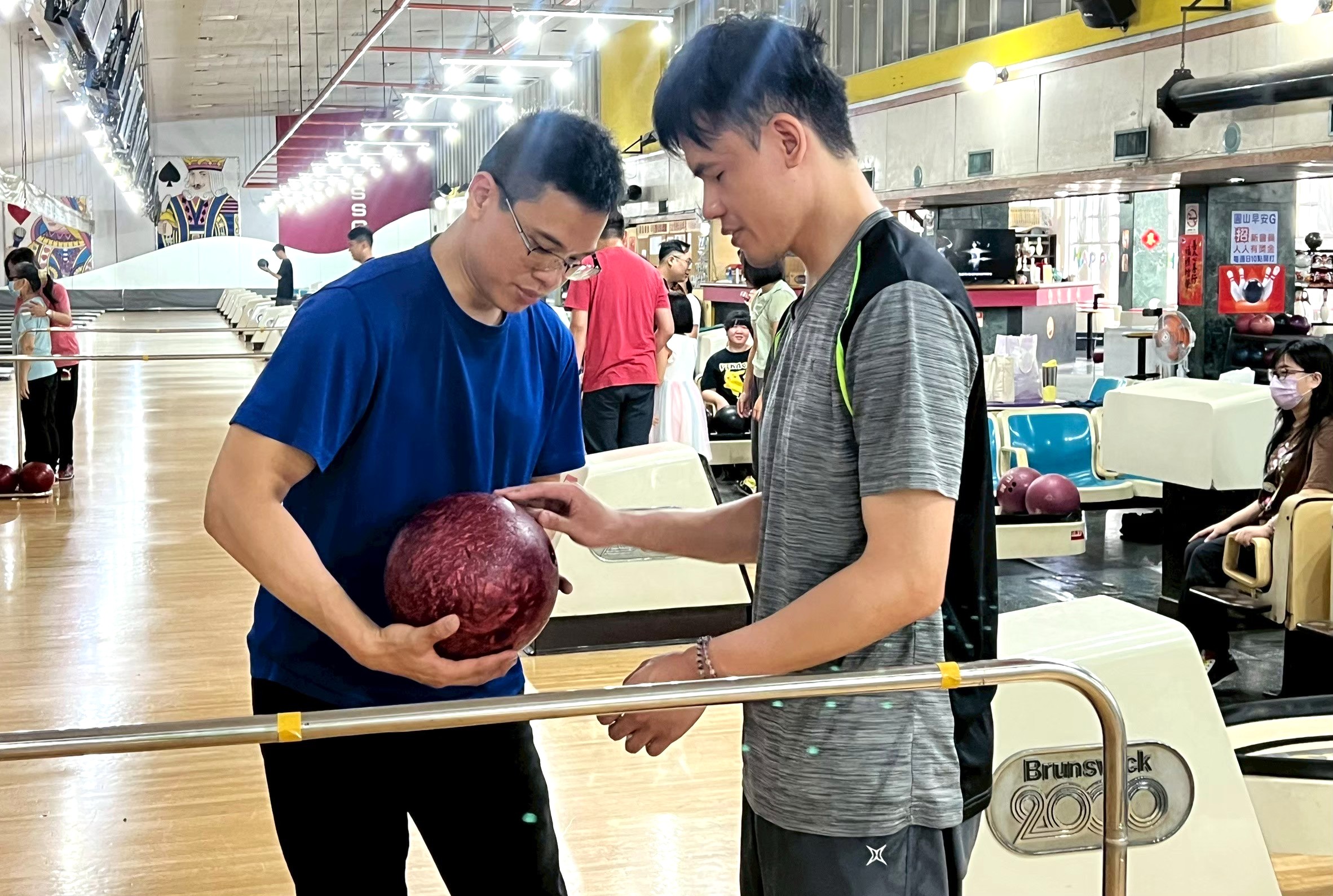 臺北市身心障礙者巡迴運動指導團今年開辦視障保齡球。臺北市身心障礙者巡迴運動指導團 提供