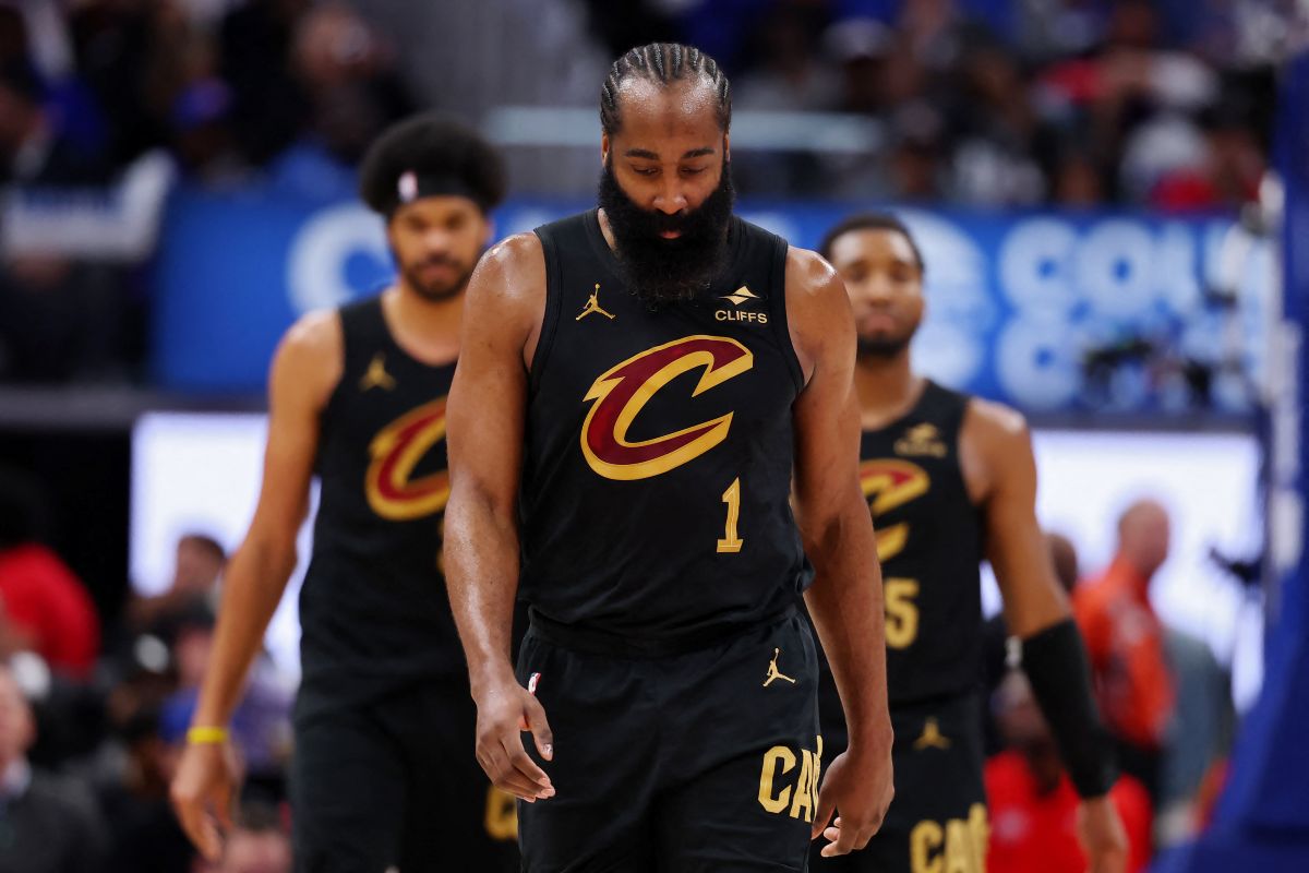 騎士當家球星哈登（James Harden）表現依舊低迷。法新社