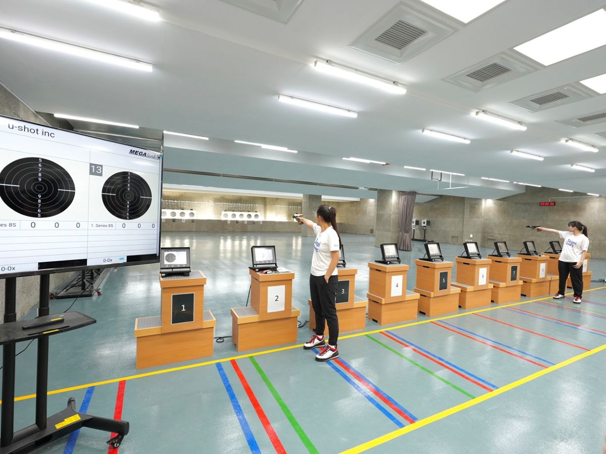 館內設置全國第1座室內實彈火藥靶場,可作為射擊運動訓練的重要場域 。運動部提供