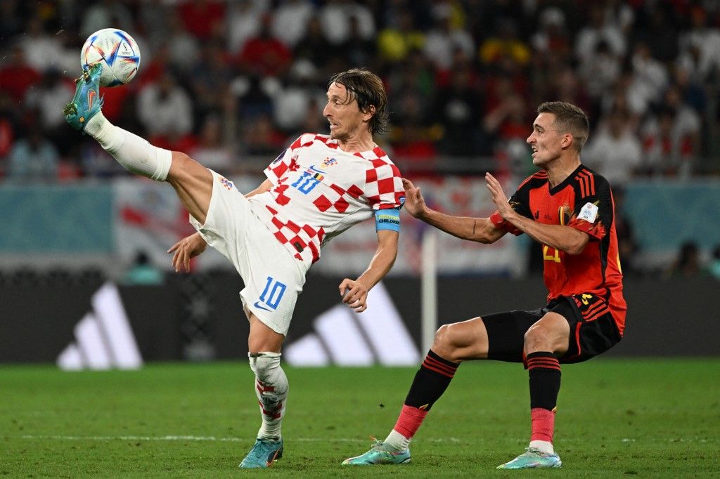 克羅埃西亞中場由莫德里奇 (Luka Modrić，左) 坐鎮，掌控比賽節奏能力舉世聞名。法新社