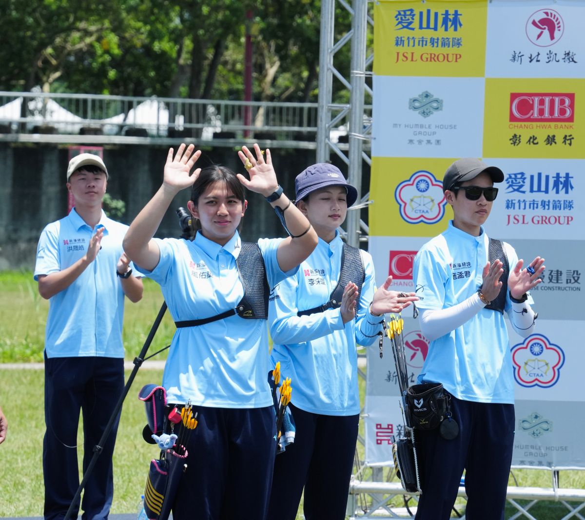 新濠建設在風佑築領銜下女單女團全勝。射箭協會提供