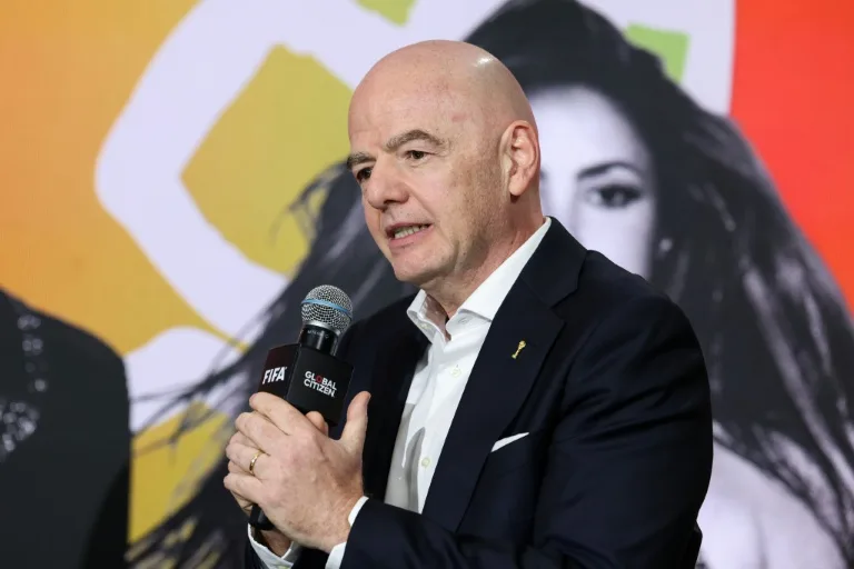國際足球總會（FIFA）主席英凡蒂諾（Gianni Infantino）引眾怒連忙撤回世足賽股權出售案。法新社
