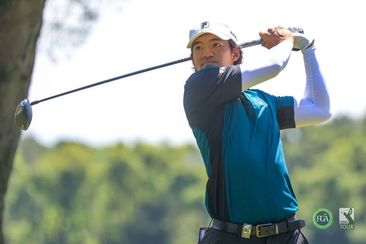 香港選手許龍一以三回合總桿200桿-16暫並列第三。Tpga /林聖凱攝