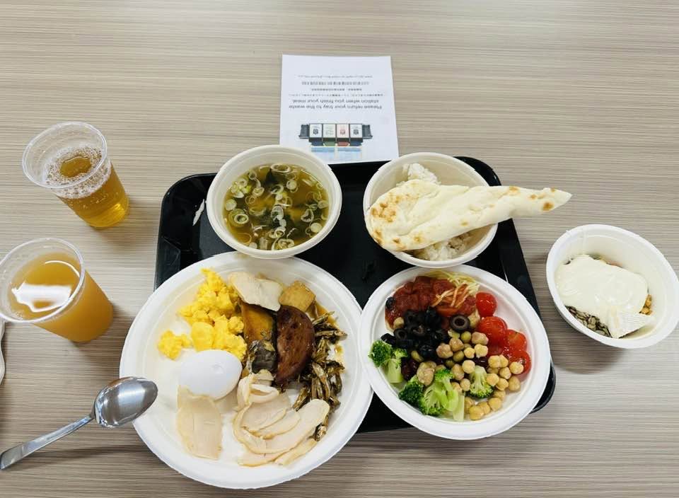 選手村內的飲食。許宏志醫師提供