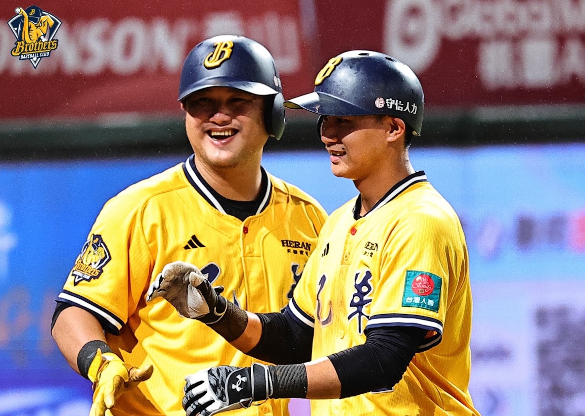 陳俊秀、岳政華。中信兄弟提供