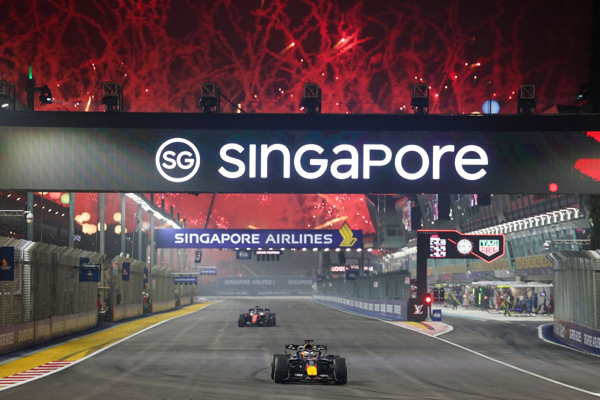 Max Verstappen駕駛賽車完成賽程首度拿下新加坡大獎賽冠軍。Red Bull 提供