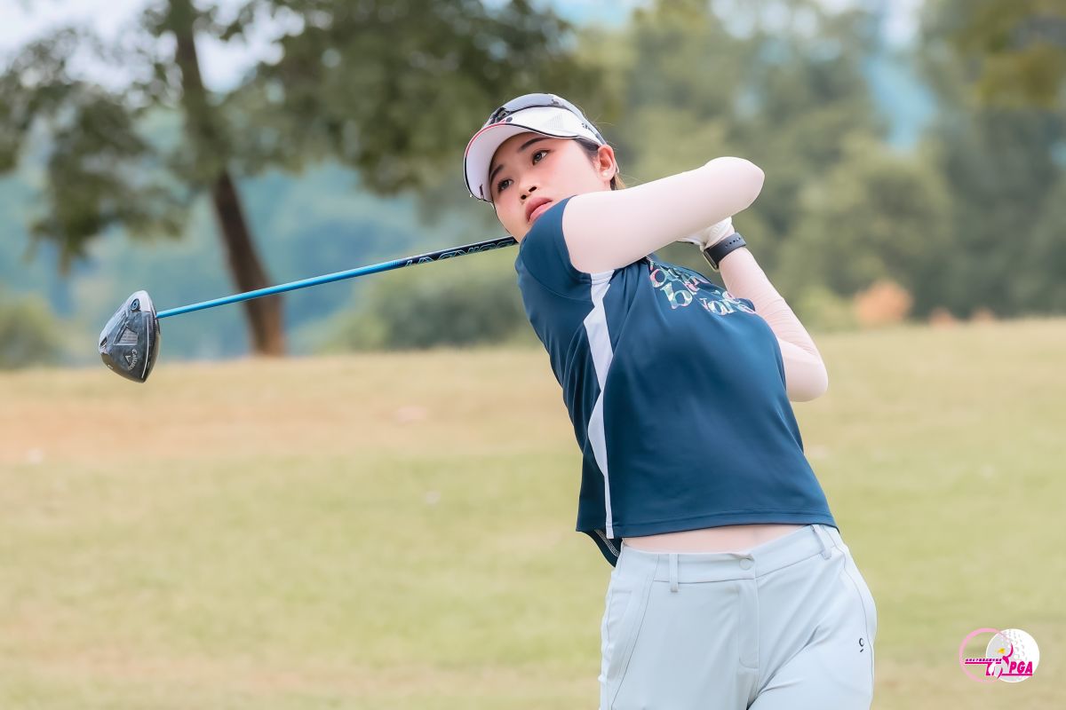 泰國選手查卡西姆Chakansim Khamborn以兩回合總桿138桿-6的成績暫並列領先。Tlpga /葉勇宏攝