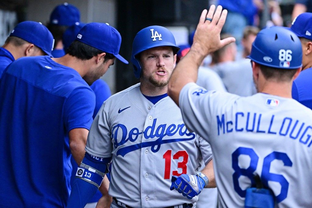 道奇主砲曼西(Max Muncy)對於球隊陷入2敗的劣勢,似乎不感到緊張。法新社