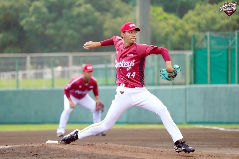 曾家輝戰績7勝1敗,防禦率2.53。資料照片