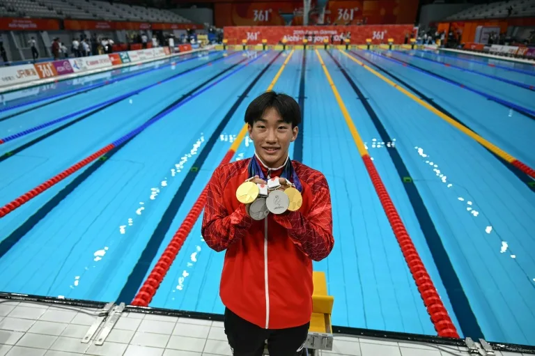 日本選手大橋慎打破了游泳世界紀錄。法新社