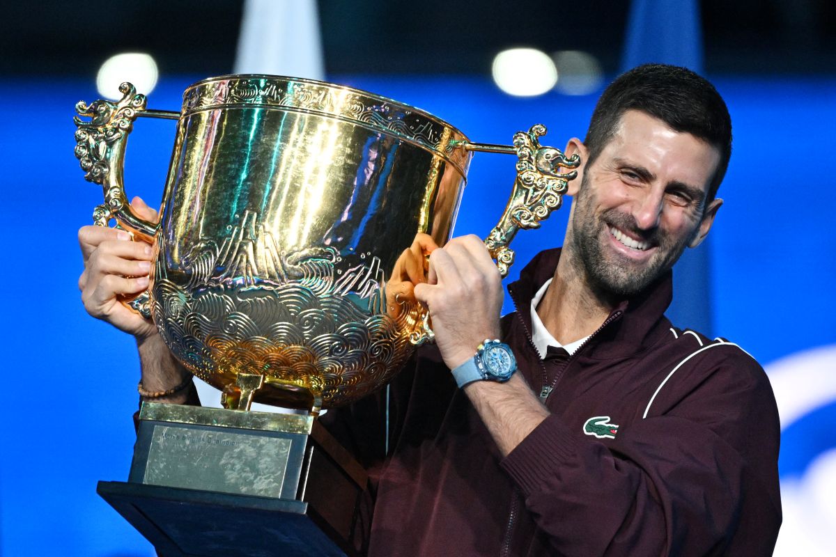 喬科維奇(Novak Djokovic)在中國公開賽拿下個人生涯第102座冠軍獎盃。法新社