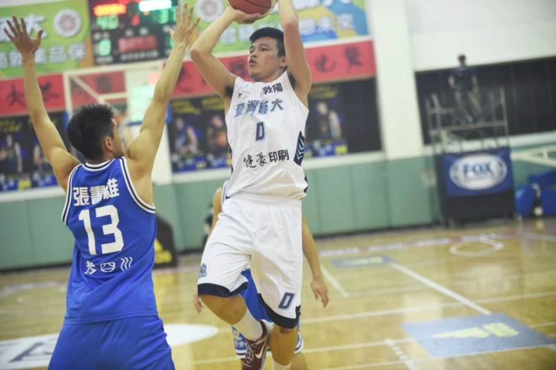 台藝大陳懷安18分、8籃板。大專體總提供