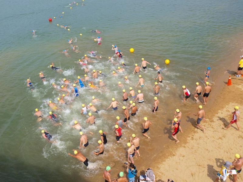 福隆美麗的海岸。中華民國鐵人三項運動協會提供