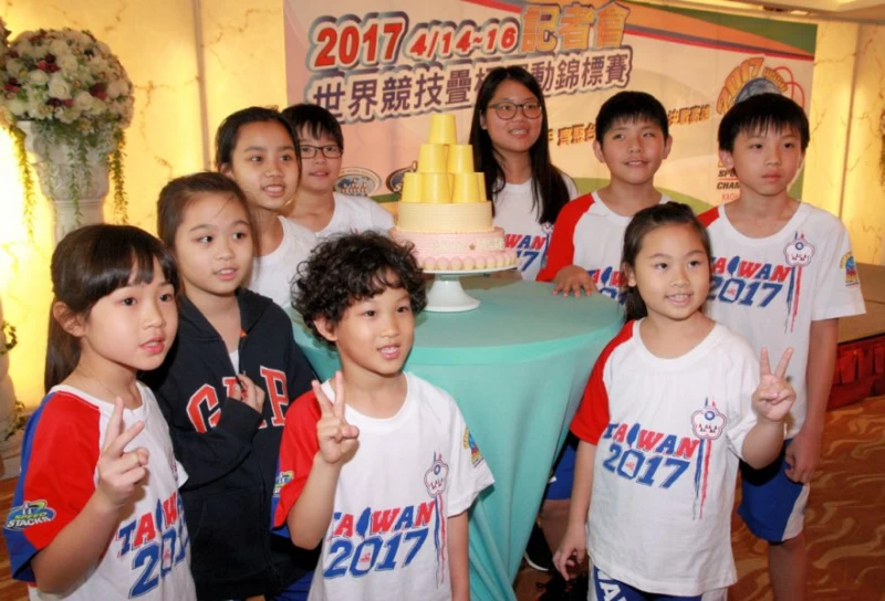 不少小小選手參賽。高雄體育處提供