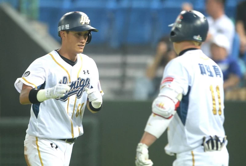 余德龍獲選MVP。李天助攝