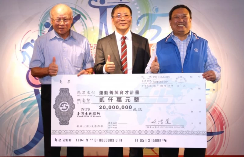林鴻道說，這兩千萬只是拋磚引玉。林嘉欣／攝影。