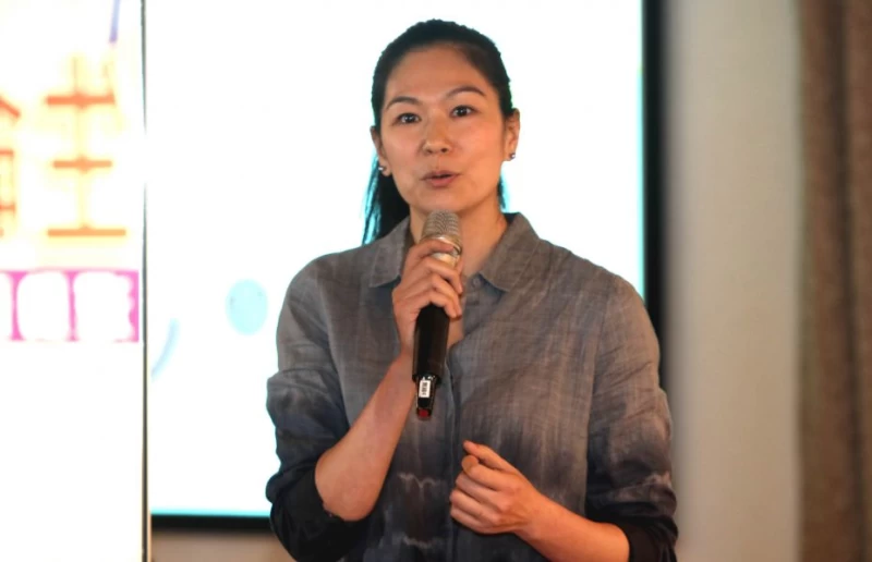 陳怡安自嘲是苦命的「單親媽媽」。林嘉欣／攝影。