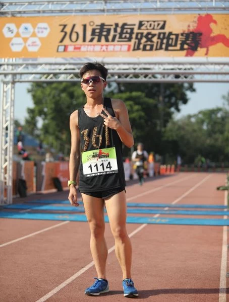 校園大使男子組由國立臺灣體育大學的陳柏翰以35分17秒封王。361提供