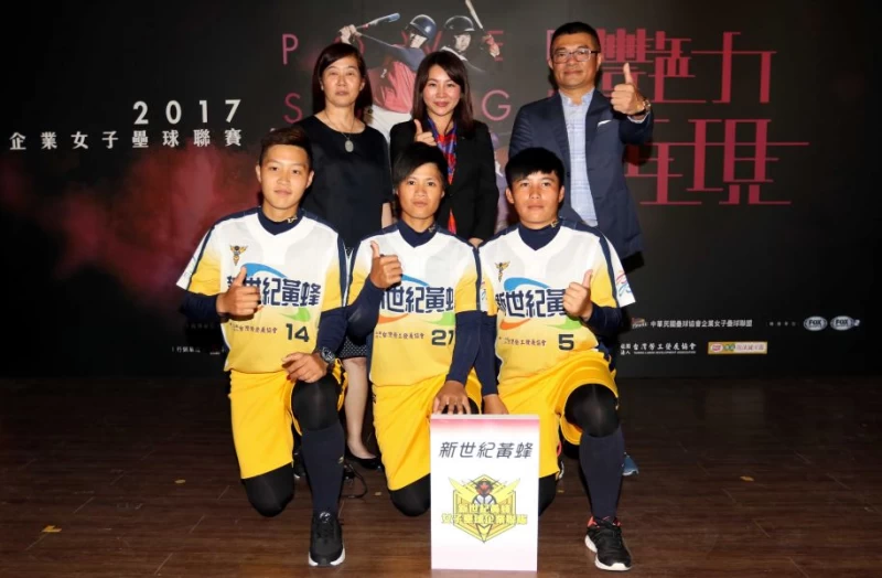 新世紀黃蜂是今年生力軍。林嘉欣／攝影。