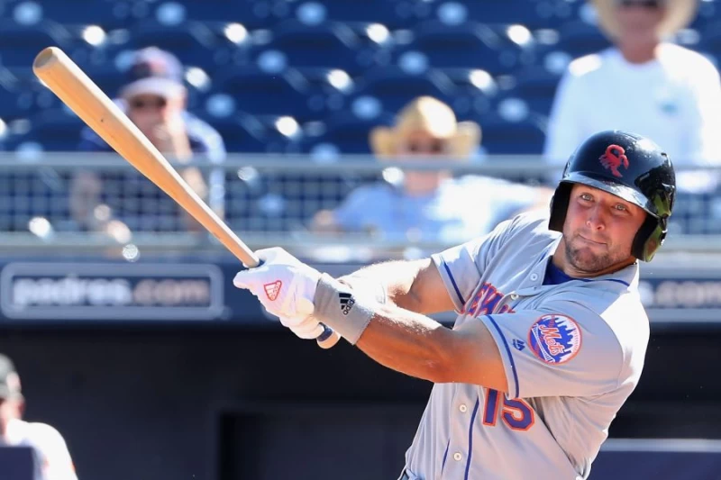 前NFL四分衛Tim Tebow,今天在小聯盟敲出個人本季第3支全壘打。圖/法新社資料照