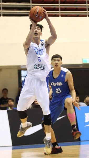 劉錚拿下全隊最高的18分。圖/李天助攝