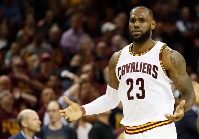 LeBron James在總冠軍戰首戰發生8次失誤。圖/資料照