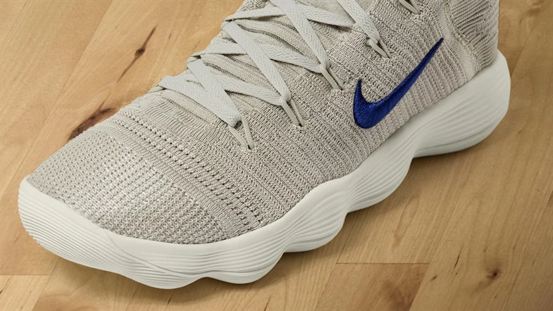 鞋面採用Flyknit科技。NIKE提供
