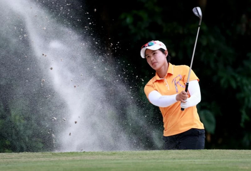 余珮琳第二天抓九隻鳥打出65桿以(-9)並列第一。圖/大會提供