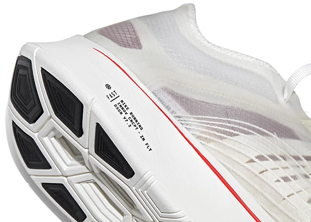 鞋舌內側圖案。NIKE堤供