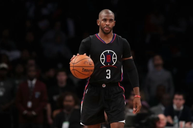 NBA火箭透過交易換來保羅(Chris Paul),接下來還要爭取喬治(Paul George)加盟。圖/資料照片