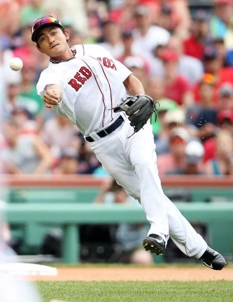 林子偉在11局下半跑回超前分，幫助紅襪延長賽以7比5險勝遊騎兵。圖/資料照片