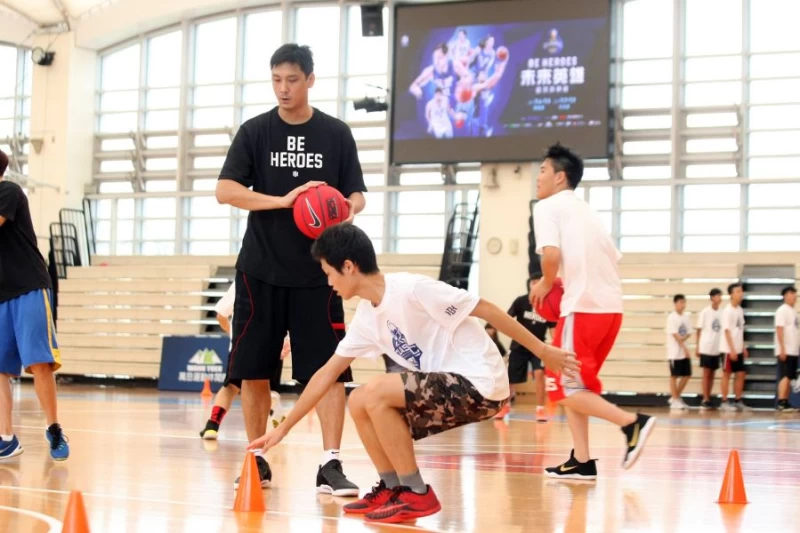 田壘指導學員協調性。圖/展逸國際行銷提供